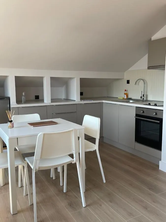 Agora Lx Studios & Suites Salonic