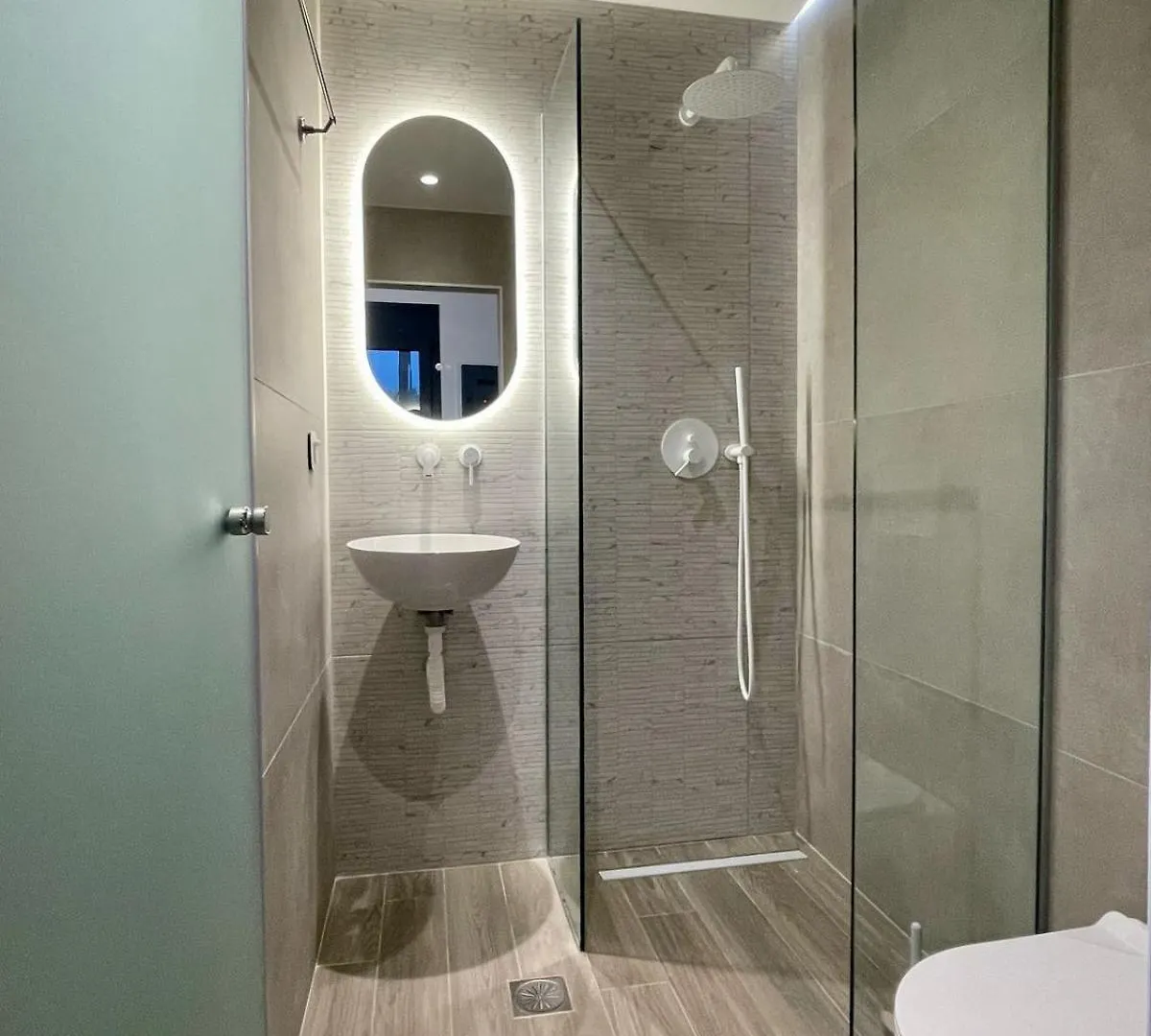 Agora Lx Studios & Suites Salonic Apartament