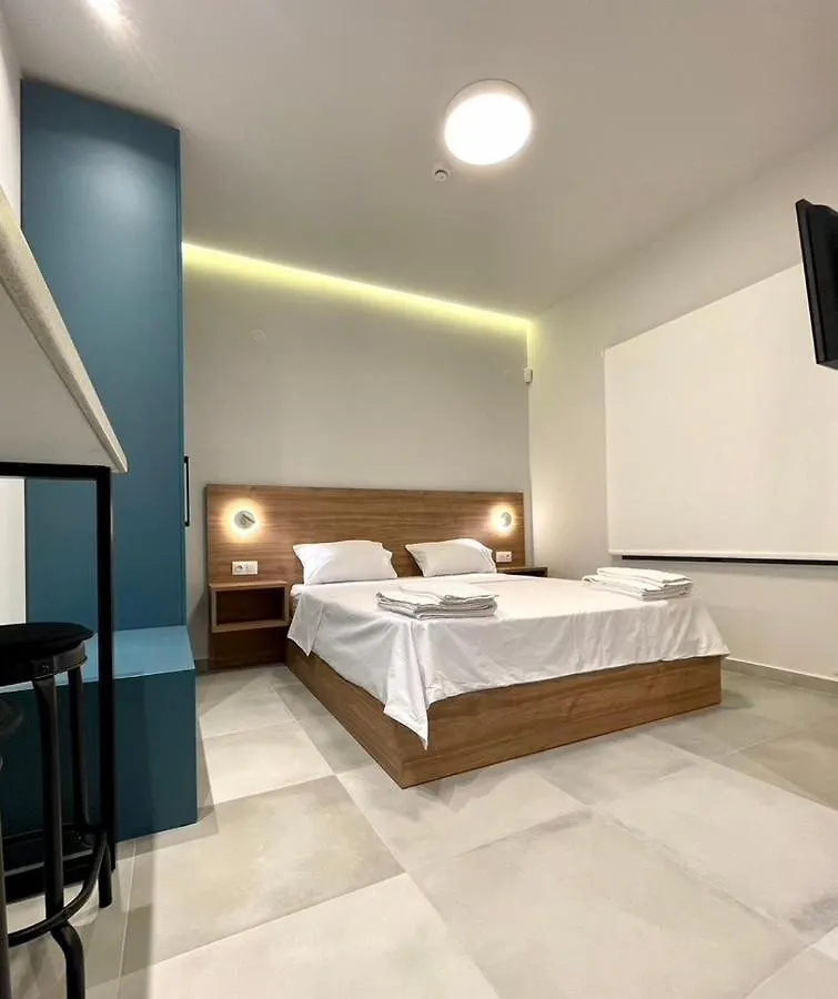 Agora Lx Studios & Suites Салоники
