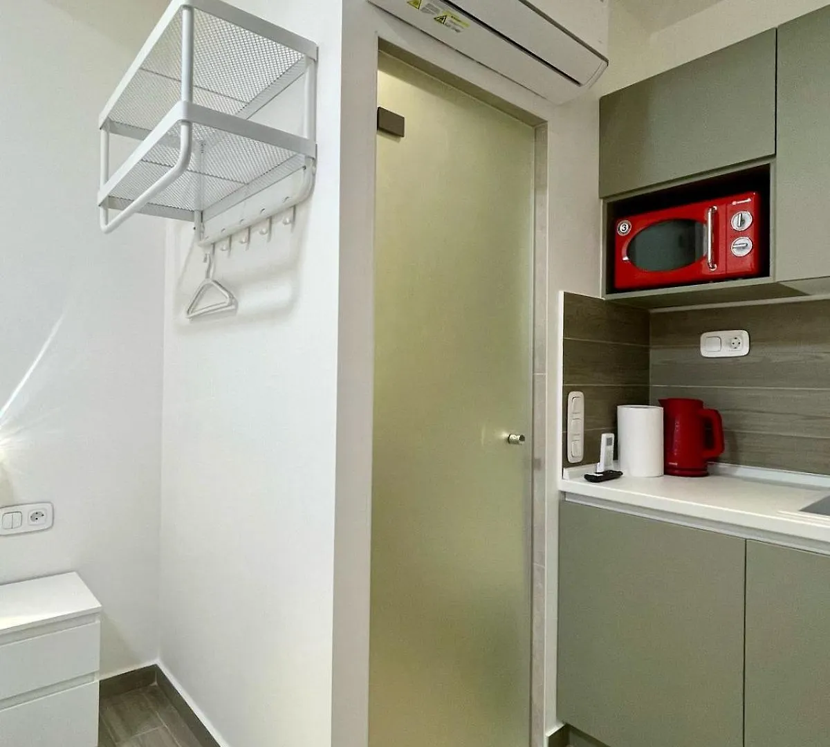 Agora Lx Studios & Suites Салоники Греция